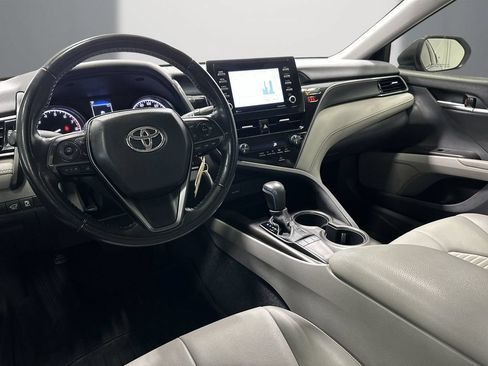 Used 2023 Toyota Camry SE FWD image 13
