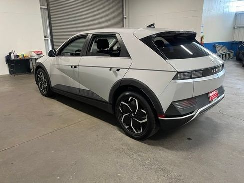 Used 2024 Hyundai Ioniq 5 SE RWD image 5