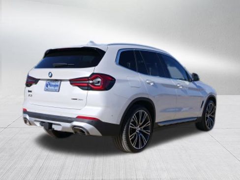 Used 2024 BMW X3 sDrive30i w/ Convenience Package w/ZPA image 3