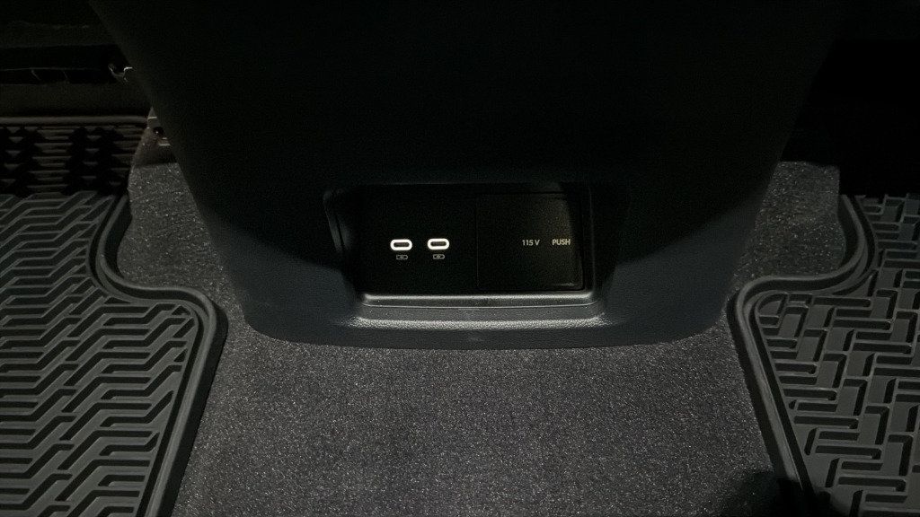 Certified 2026 Volkswagen Atlas SE FWD image 34