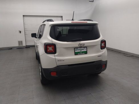 Used 2015 Jeep Renegade Latitude w/ Popular Equipment Group AWD/4WD image 6