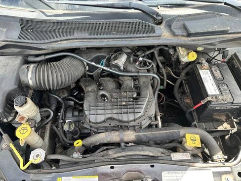 Used 2011 Dodge Grand Caravan Mainstreet w/ PWR Convenience Group FWD image 39