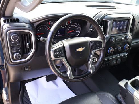 Certified 2022 Chevrolet Silverado 3500 LTZ w/ Gooseneck/5TH Wheel Package AWD/4WD image 25