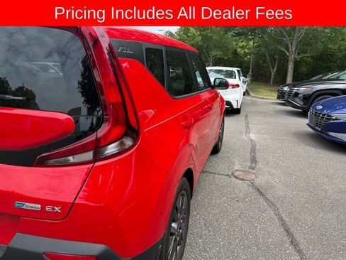 Used 2021 Kia Soul EX FWD image 4