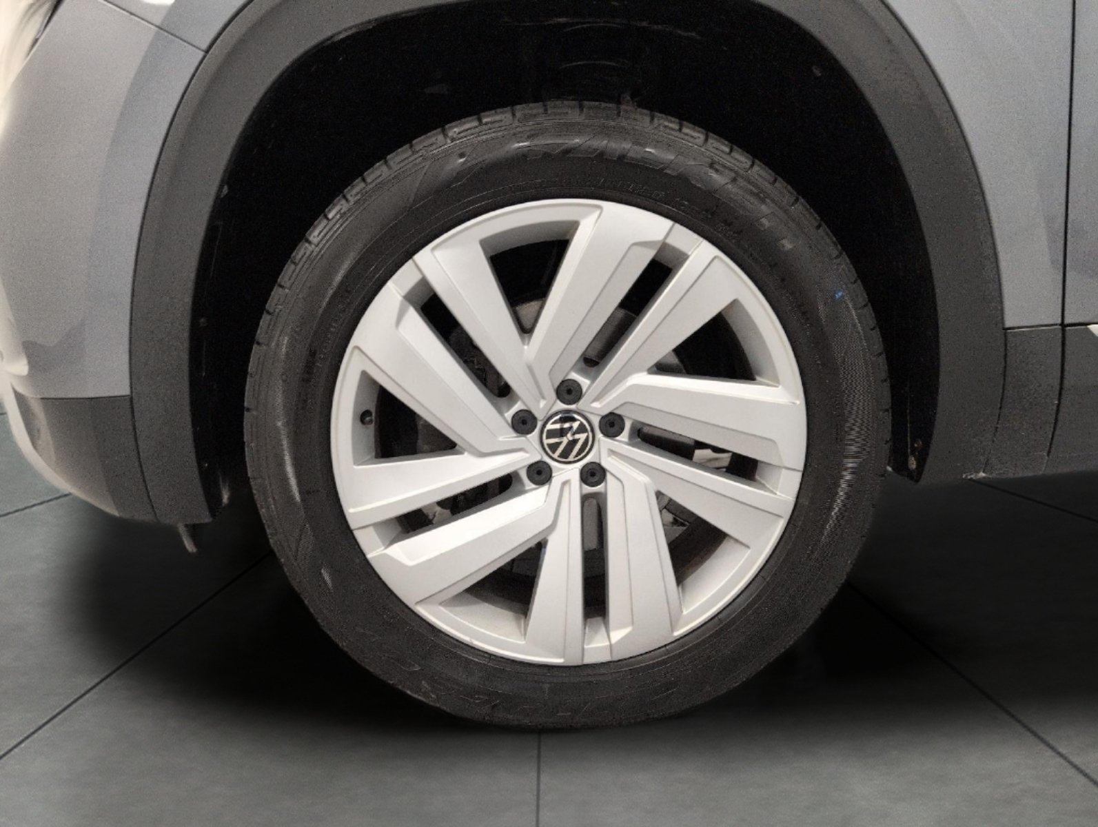 Used 2021 Volkswagen Atlas SEL AWD/4WD image 4