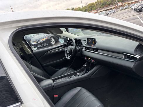 Used 2021 MAZDA MAZDA6 Touring image 17