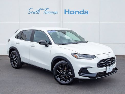 Certified 2023 Honda HR-V Sport image 2