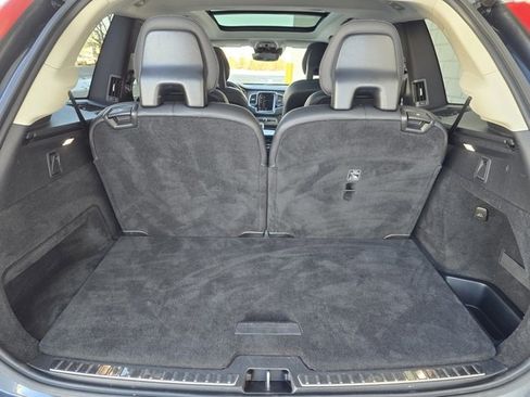 Used 2022 Volvo XC90 T8 Inscription image 39