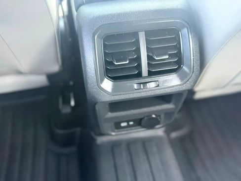 Used 2021 Volkswagen Tiguan SE R-Line w/ 3rd Row Seat Package AWD/4WD image 16