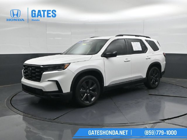 Certified 2025 Honda Pilot Sport image 6