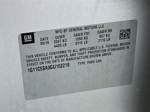 Used 2016 Chevrolet Malibu LT image 12