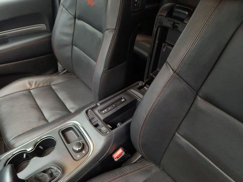 Used 2018 Dodge Durango R/T w/ Technology Group image 32