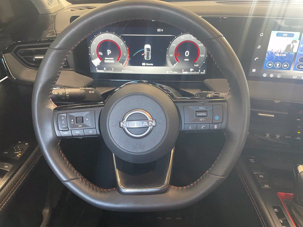 Used 2026 Nissan Kicks SR w/ SR Premium Package FWD image 14