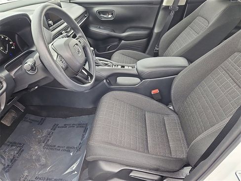 Certified 2023 Honda HR-V LX image 25
