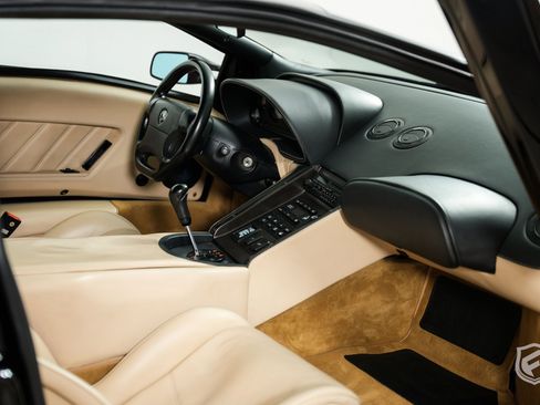 Used 1998 Lamborghini Diablo SV image 29