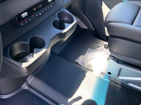 New 2025 Mercedes-Benz Sprinter 2500 image 24