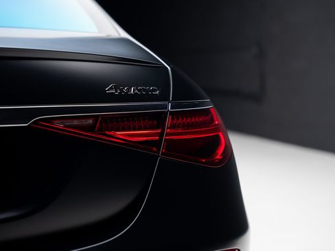 Used 2024 Mercedes-Benz S 580 4MATIC Sedan image 28