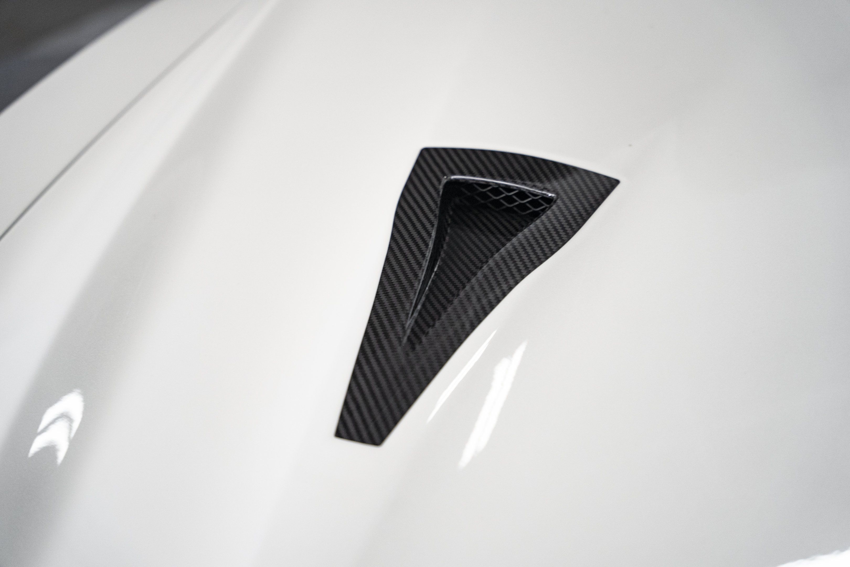 Used 2024 Nissan GT-R NISMO w/ Floor Mat Package AWD/4WD image 27
