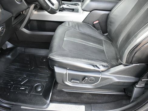 Used 2015 Ford F150 Platinum w/ Equipment Group 701A Luxury image 24