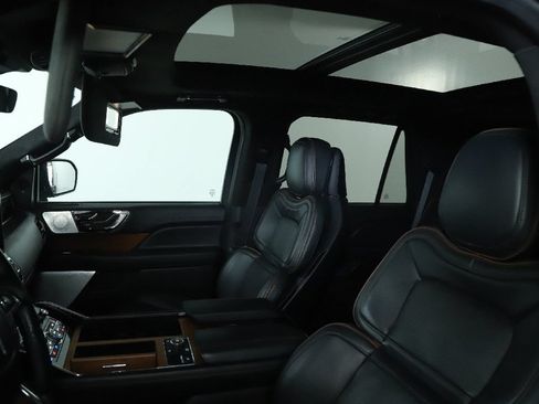 Certified 2023 Lincoln Navigator Black Label AWD/4WD image 23