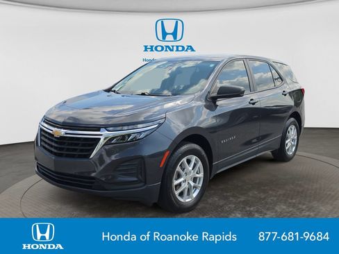 Used 2022 Chevrolet Equinox LS AWD/4WD image 1