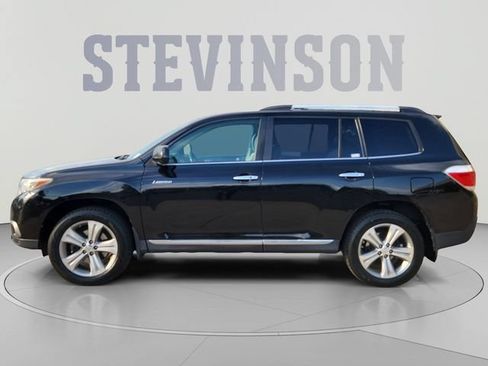 Used 2013 Toyota Highlander Limited AWD/4WD image 2