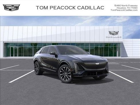New 2026 Cadillac Lyriq Sport image 1