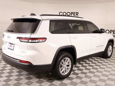 Used 2024 Jeep Grand Cherokee L Laredo RWD image 20