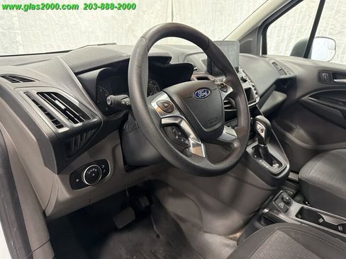 Used 2022 Ford Transit Connect XLT image 3