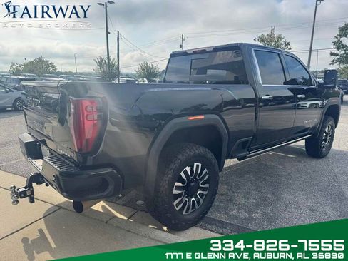 Used 2025 GMC Sierra 2500 Denali Ultimate image 6
