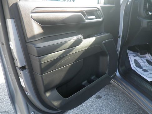 Used 2023 Chevrolet Silverado 1500 LT w/ Protection Package image 16