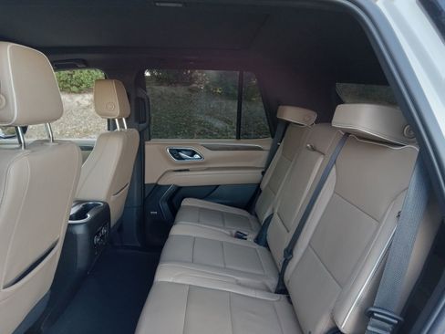 Used 2023 Chevrolet Tahoe Premier w/ Premium Package 2 image 29