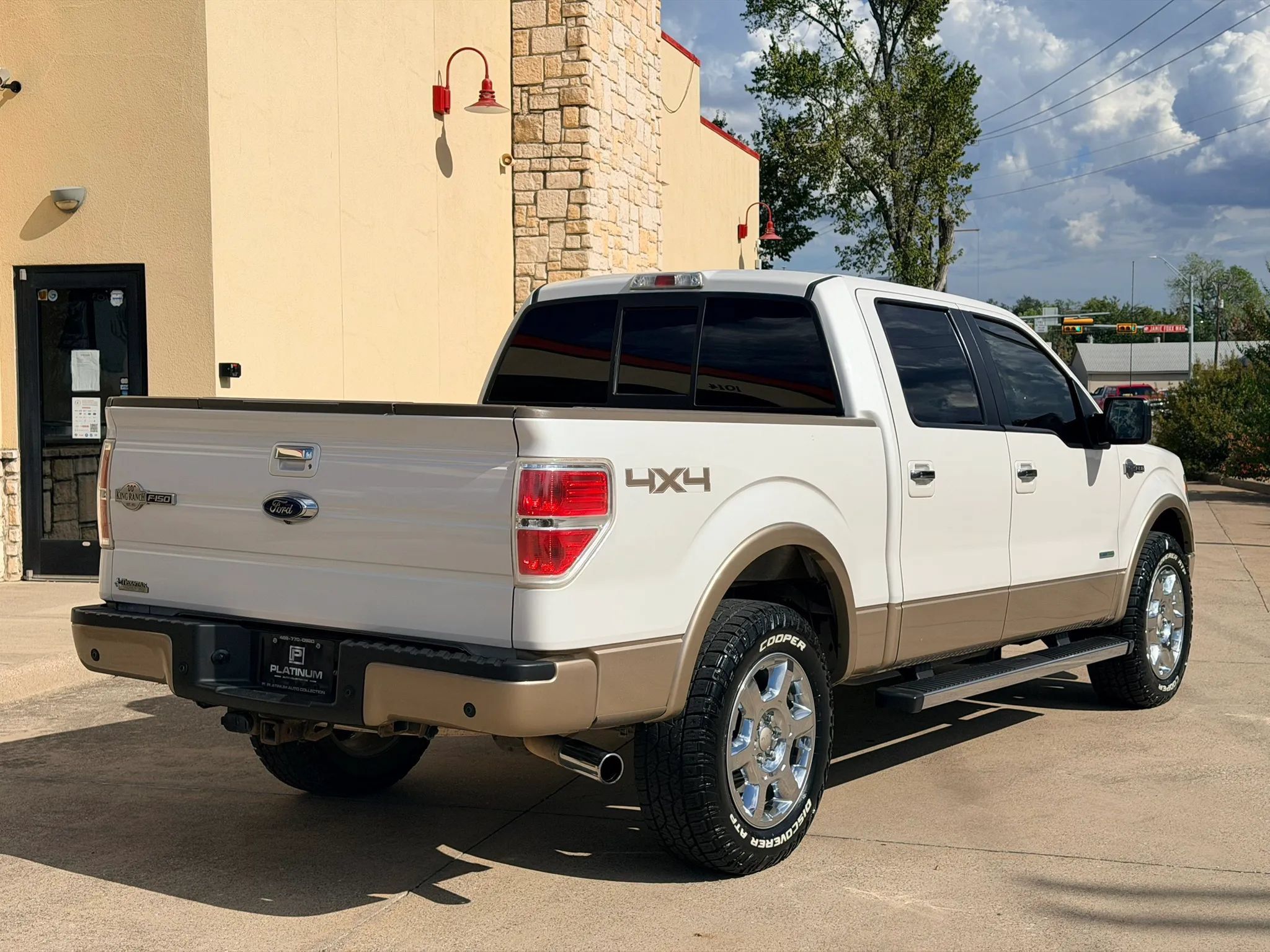 Used 2013 Ford F150 King Ranch w/ King Ranch Luxury Pkg AWD/4WD image 5