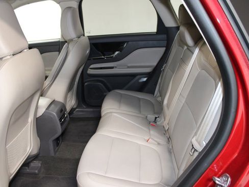 Used 2022 Lincoln Corsair AWD w/ Equipment Group 101A image 19