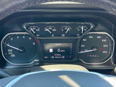 Used 2021 GMC Sierra 1500 SLT w/ SLT Convenience Package AWD/4WD image 36