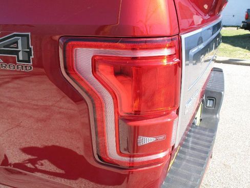 Used 2017 Ford F150 Platinum w/ Equipment Group 701A Luxury image 86