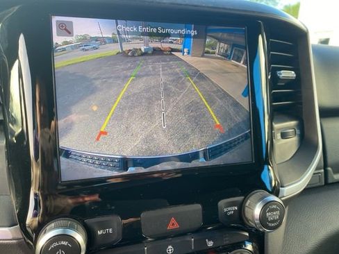 Used 2022 RAM 1500 Big Horn AWD/4WD image 28
