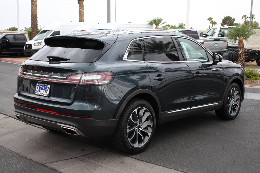 Certified 2023 Lincoln Nautilus Reserve w/ Equipment Group 201A AWD/4WD image 6