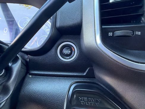 Used 2021 RAM 2500 Big Horn AWD/4WD image 17