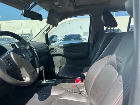 Used 2012 Nissan Frontier PRO-4X w/ Pro-4x Luxury Pkg AWD/4WD image 5