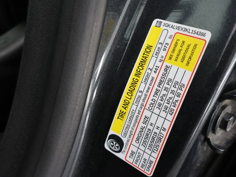 Used 2019 GMC Terrain SLT w/ Preferred Package image 63