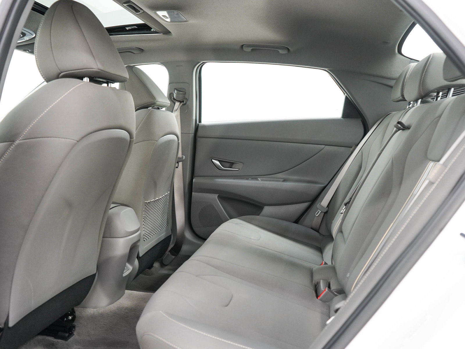 Certified 2026 Hyundai Elantra SEL Sport FWD image 13