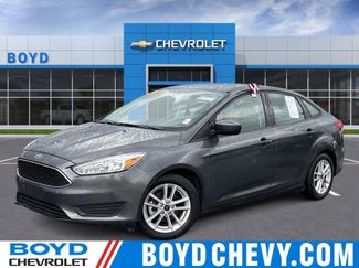 Used 2018 Ford Focus SE image 1