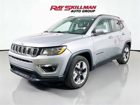 Used 2020 Jeep Compass Limited image 3