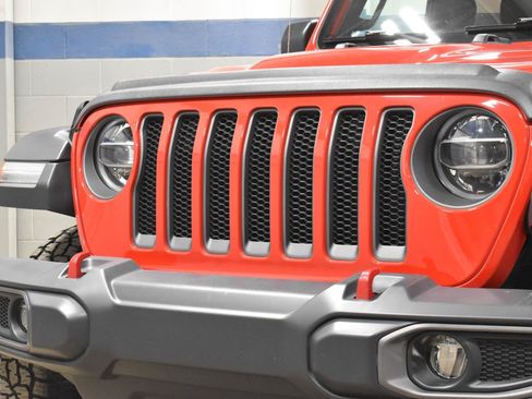 Used 2020 Jeep Wrangler Rubicon w/ LED Lighting Group AWD/4WD image 28