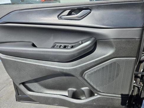 New 2026 Jeep Grand Cherokee L 2WD image 19