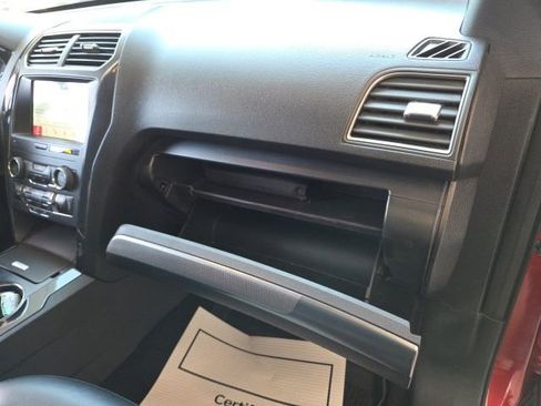 Used 2019 Ford Explorer XLT w/ Equipment Group 202A AWD/4WD image 42