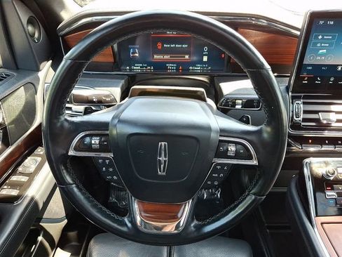 Used 2023 Lincoln Navigator Reserve AWD/4WD image 23