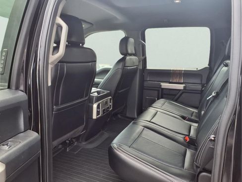 Used 2019 Ford F150 Lariat w/ Trailer Tow Package AWD/4WD image 21