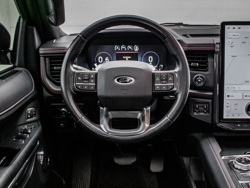 Used 2022 Ford Expedition Max Limited image 30